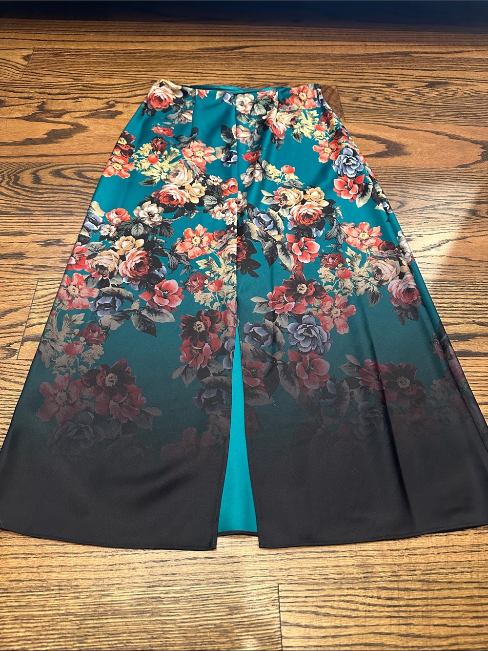 Alice + Olivia Sz. 4 Maeve Floral Print Slip Skirt - Picture 6 of 9